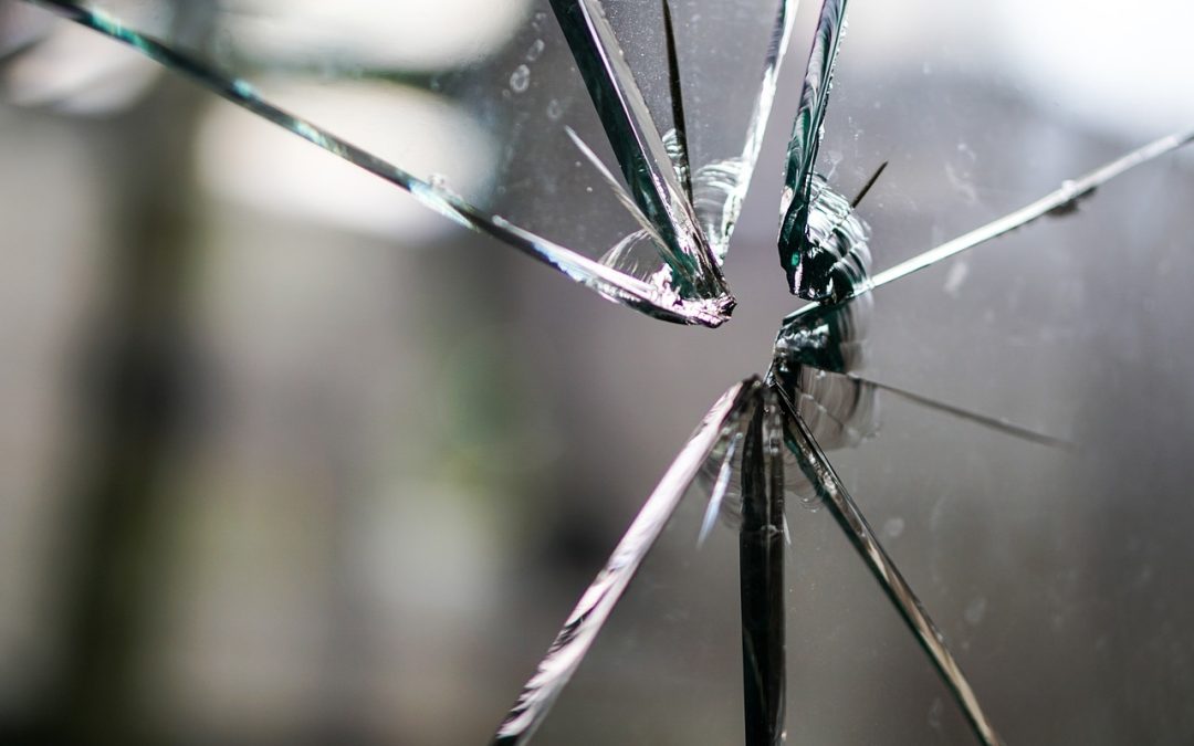Que faire si vous avez une vitre brisée ?